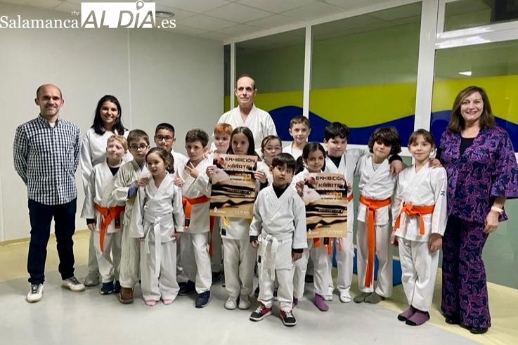 Todo listo para el esperado primer encuentro de antiguos alumnos y la exhibición de kárate navideña