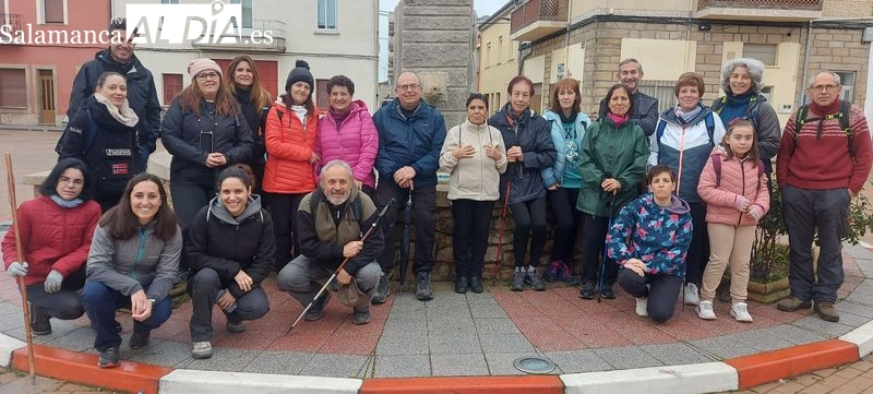 El club Abadengo en marcha camina en solidaridad con el Banco de Alimentos de Salamanca