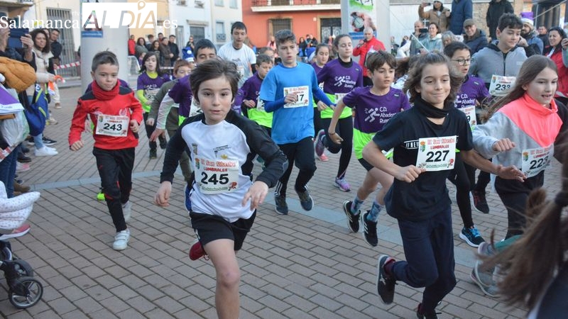 Doscientos atletas de todas las edades participan en la IX San Silvestre de Lumbrales
