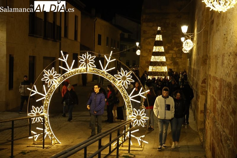 Salamanca se sumerge en la Navidad