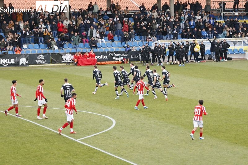 Dani Ponz se pierde el partido de Copa del Rey de Unionistas contra un Primera y es multado con 300 euros