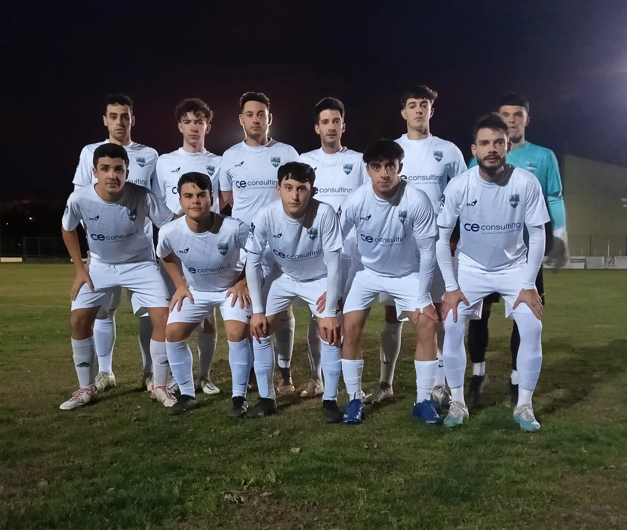 El Aficionado del Alba de Tormes CF logra los tres puntos frente al Hergar (1-2)