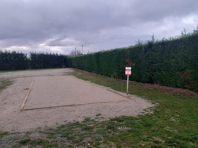 Nueva pista de petanca en la urbanización El Pinar de Alba