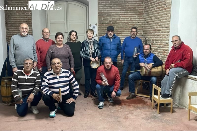 La Comparsa peñarandina vuelve a los escenarios y las calles como banda sonora de la Navidad 2023
