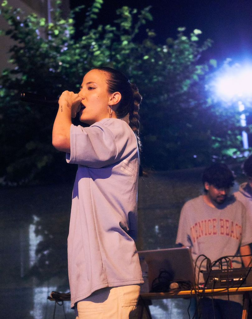 Alba Croit lanza el single ‘Fin de semana’, con el que se abre a nuevos estilos musicales