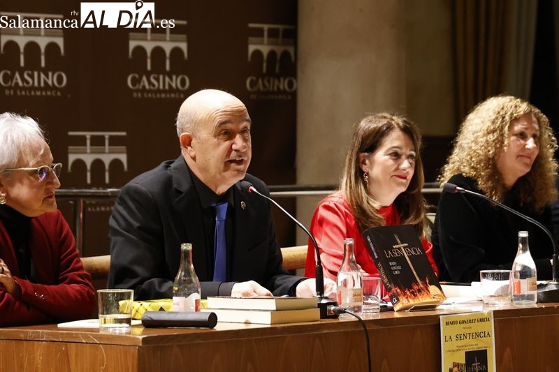Benito González presenta La sentencia, Premio Hispania de Novela Histórica