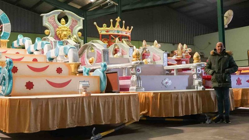 La Nochevieja infantil y para mayores y las cabalgatas social y de Reyes, en el cierre de las navidades en Santa Marta