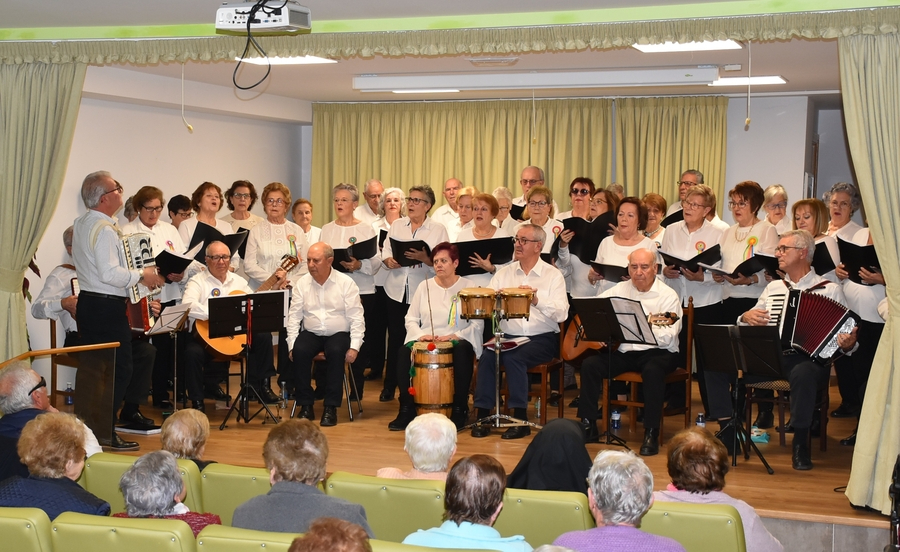 Aires del Águeda abre en San José su ciclo de actuaciones navideñas