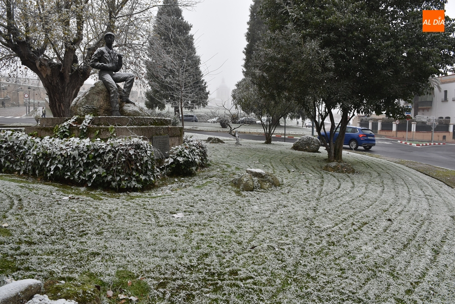 Blanco amanecer en Ciudad Rodrigo gracias a la cencellada