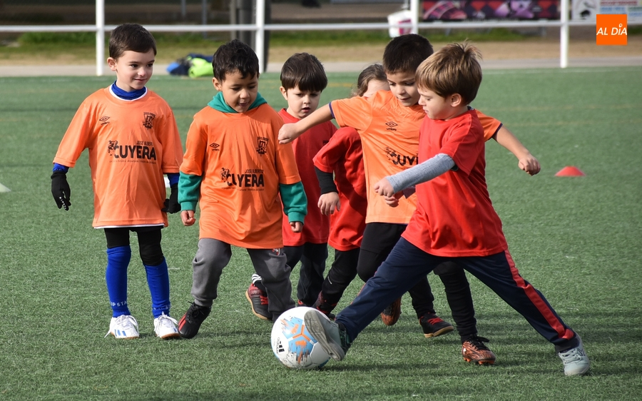 Los participantes en la Liga Comarcal Prebenjamín del Ciudad Rodrigo CF estrenan sus equipaciones