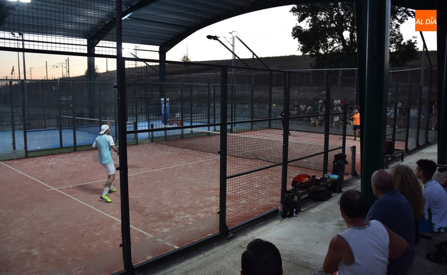Se reduce la subvención inicialmente fijada para el Club de Pádel