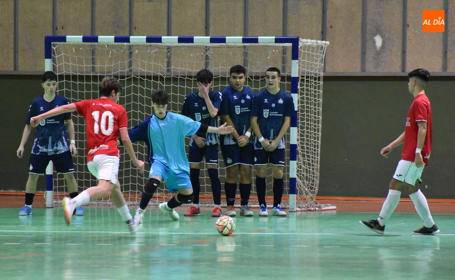 #M [15-17 DIC] Borrachera de goles de los juveniles del III Columnas y Leis Pontevedra para despedir el año