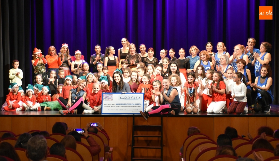 Las Zumba Sisters promueven para el viernes una Gala Benéfica a favor de la AECC
