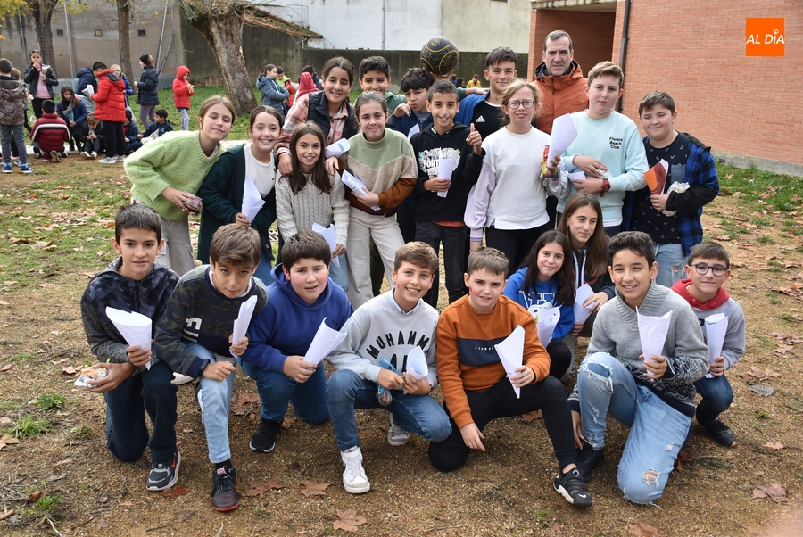 Divertida castañada en el Colegio San Francisco con la implicación de su AMPA