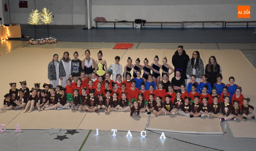 El Club Ítaca muestra a familiares y amigos su trabajo durante los últimos meses