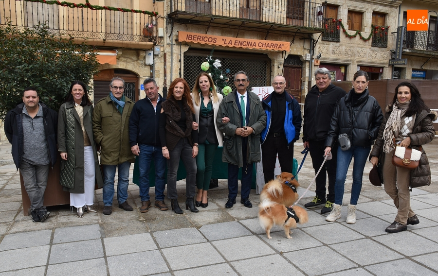 Vox recoge unas 300 firmas en apenas 3 horas contra la subida del IBI