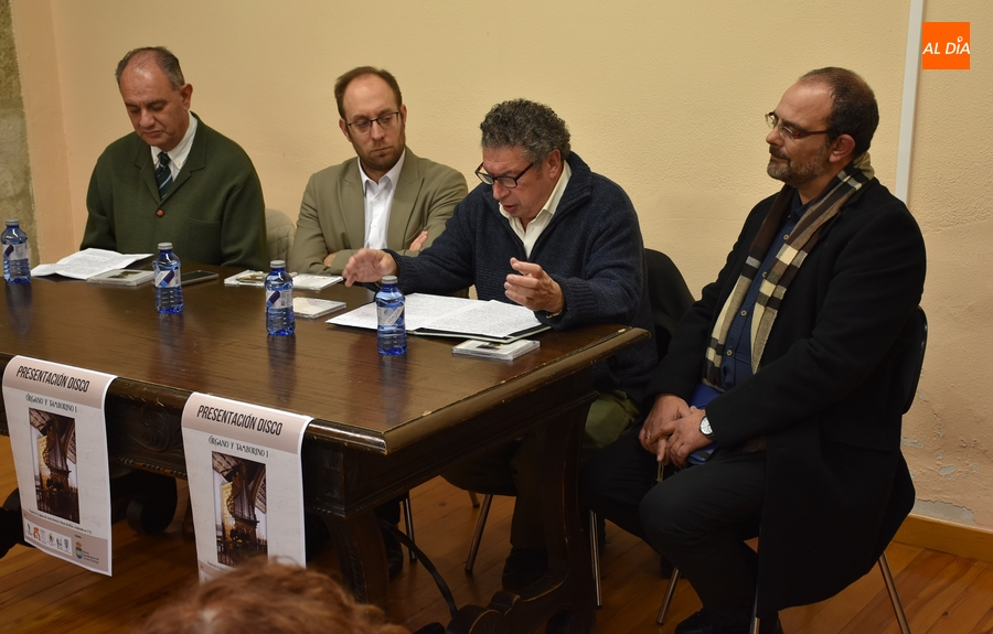 Manuel José Gutiérrez y José Ramón Cid presentan el primer disco de una nueva serie