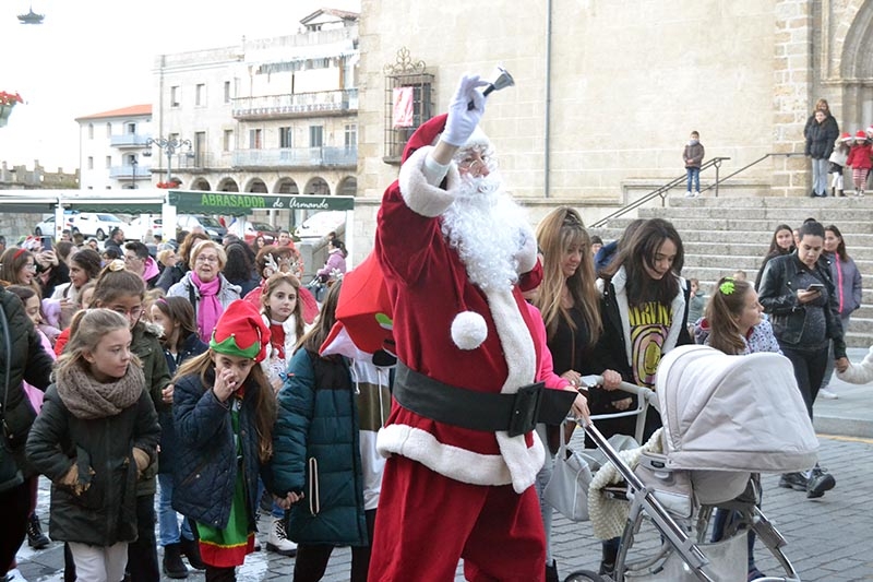 Papá Noel visita la ciudad de Béjar