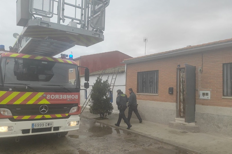 Extinguido un potente fuego en una vivienda de Rágama