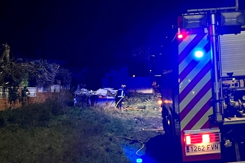 Sobresalto en la calle Gabriel y Galán tras el incendio en un contenedor