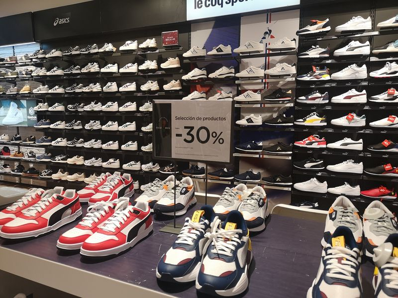 El Corte Inglés celebra la llegada del 2024 con descuentos de hasta el 40% en diferentes marcas 