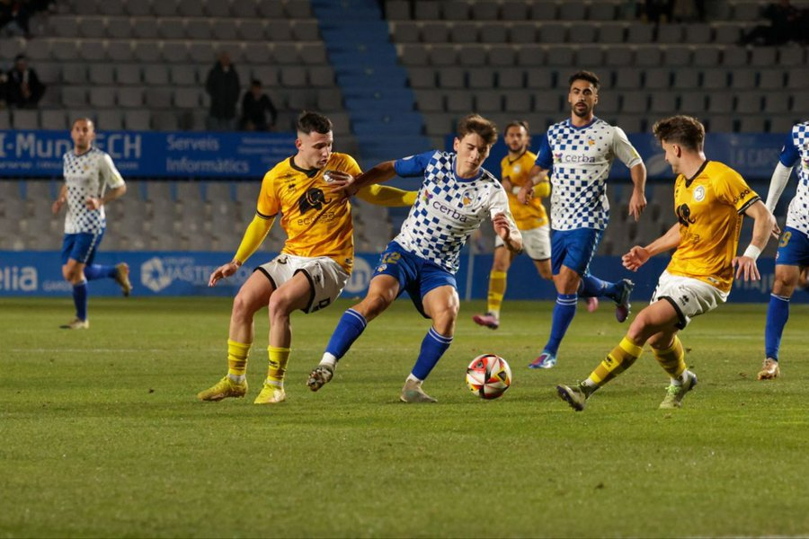 Unionistas pierde con el colista Sabadell en un día para olvidar (1-0)