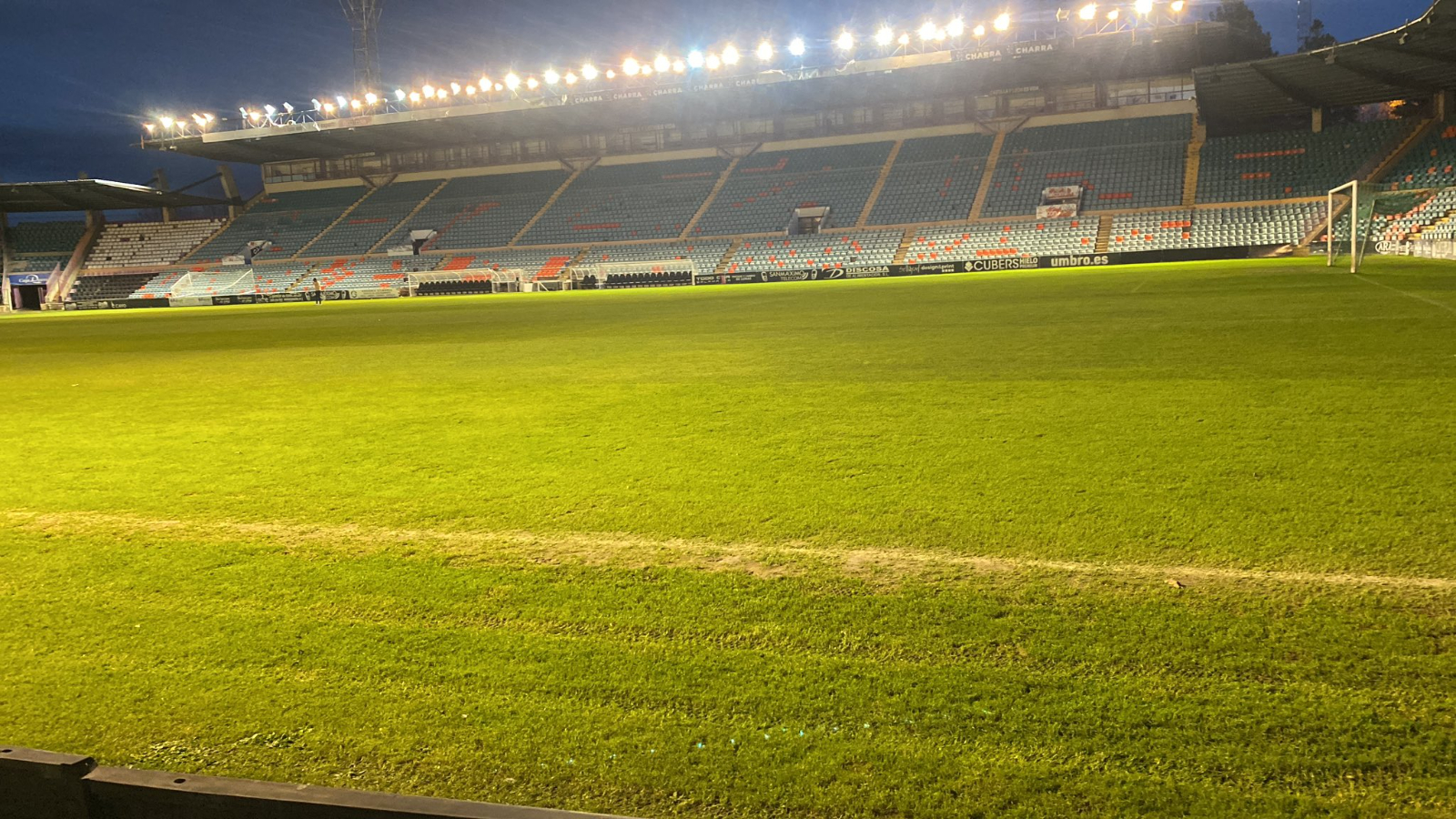 El Salamanca UDS confirma a SALAMANCArtv AL DÍA que ya ha empezado a hacer los arreglos en el Helmántico