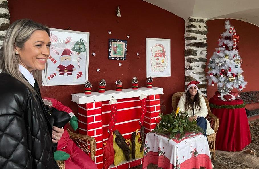 El Arrabal de San Sebastián recibe al jurado del Concurso de Decoración Navideña