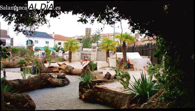 Un universo dinámico conforma el Belén Natural de Sabugal