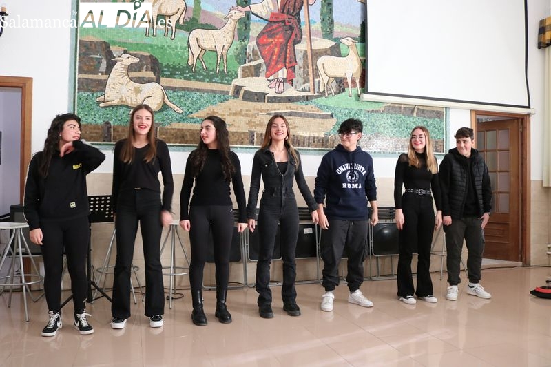 San Jerónimo despide el primer trimestre de curso con el festival de Navidad