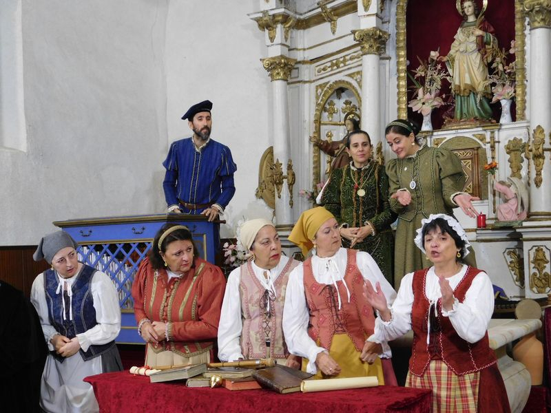 Buscando a Nebrija sorprende en Las Torres