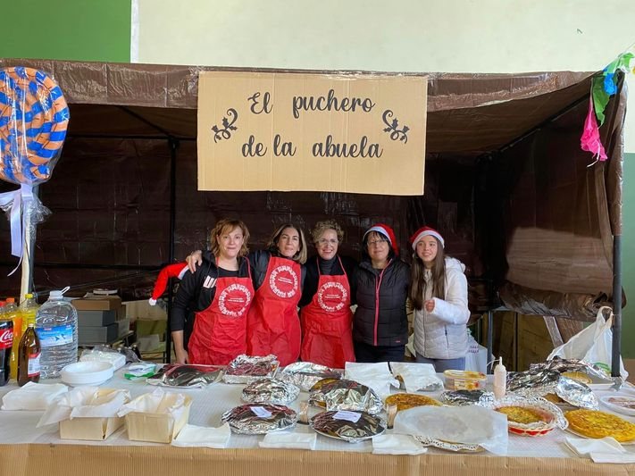 Encinas de Arriba ya tiene listo su Mercado Navideño