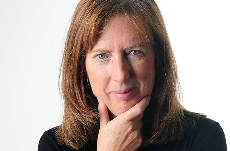 Magdalena Albero Andrés presentará Pájaros de papel en Salamanca