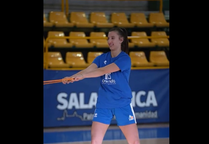 Chantel Horvat ya entrena con el Perfumerías Avenida tras conocer a sus compañeras