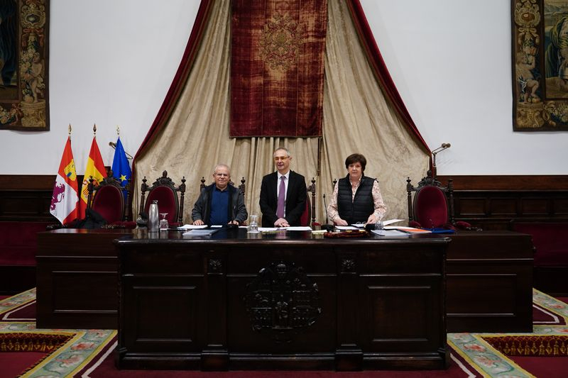 Doctorado honoris causa a Araceli Mangas, Eulalia Pérez Sedeño y a Miguel de Unamuno