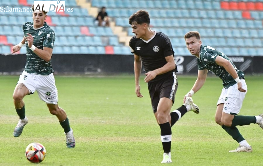 El Salamanca UDS y el CD Guijuelo harán un entrenamiento conjunto este 29 de diciembre en el Helmántico a puerta cerrada