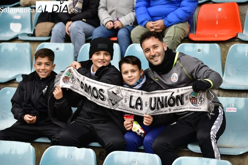 La afición del Salamanca UDS se despide del Helmántico hasta 2024