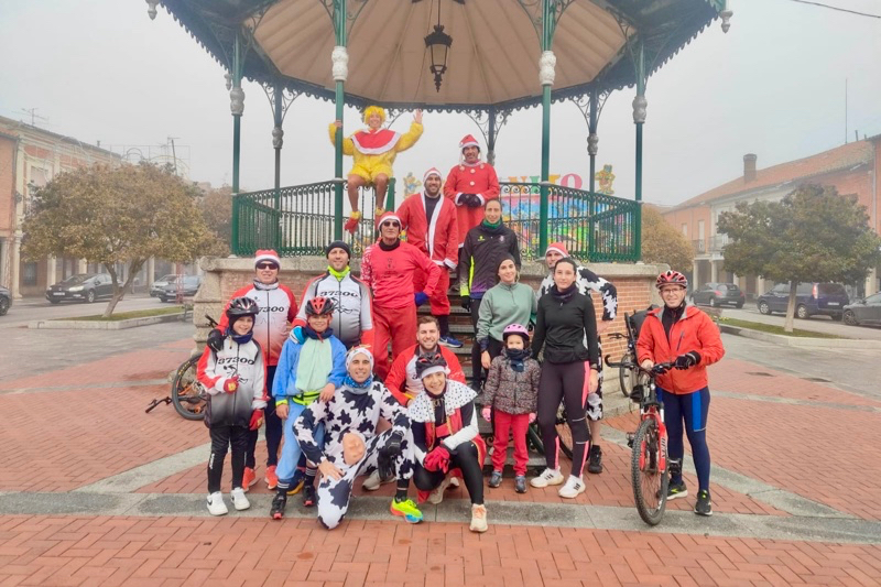 Animada quedada navideña del Club Triatlón 37300 