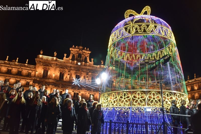 Todo a punto para la inauguración de la iluminación y el parque navideño de Salamanca