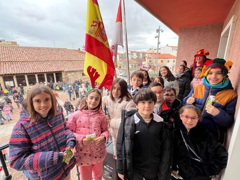 Los más pequeños de Carbajosa dan la bienvenida a 2024