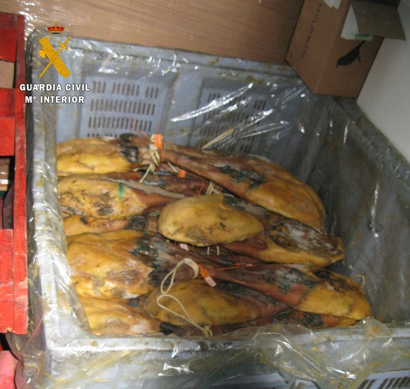 La Guardia Civil de Salamanca intercepta una operación fraudulenta de 150 cerdos que se pretendían vender como ibéricos