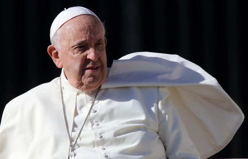 El Papa permite la bendición de parejas del mismo sexo