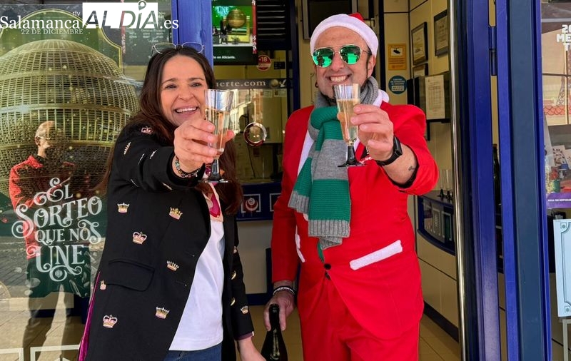 Estoy emocionada y feliz, la Lotería de Navidad reparte 3,8 millones de euros en Peñaranda