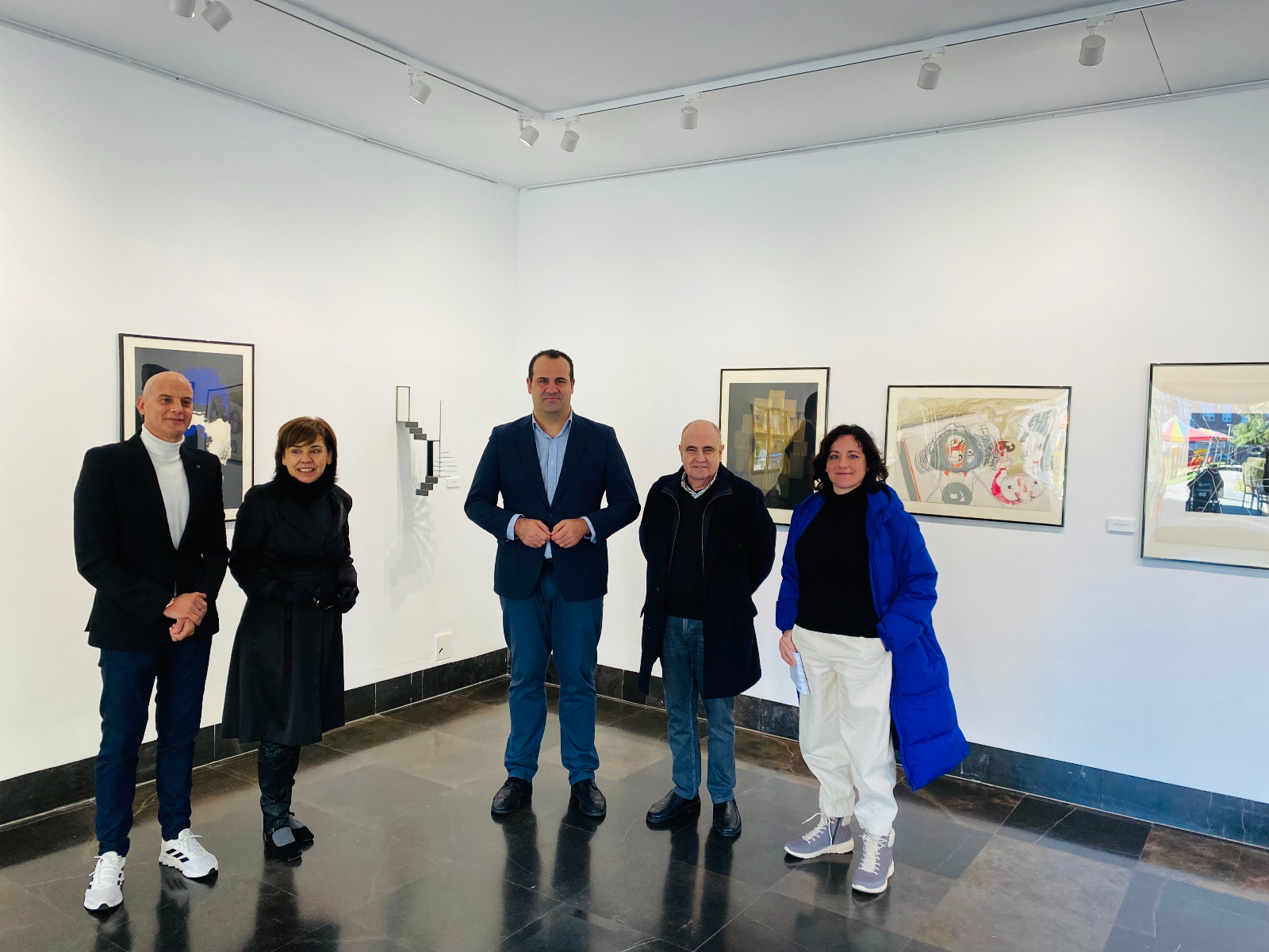 Santa Marta inaugura una doble exposición con obras de 25 artistas