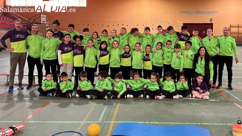 El entrenador Juan Carlos Fuentes imparte una masterclass al club Abadengo running