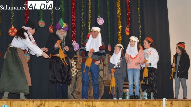 Kamaru Teatro lleva la diversión a Lumbrales con Los Cómicos del Terententén