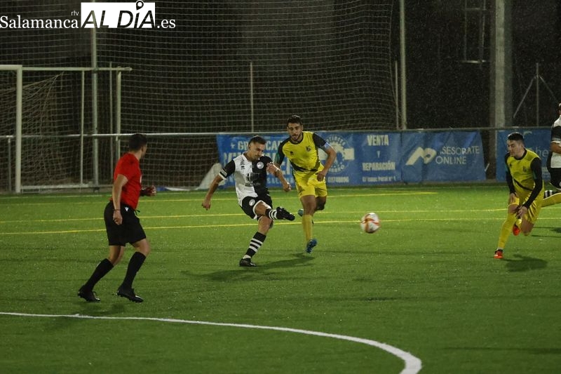 Al filial de Unionistas se le escapa una oportunidad de oro por el ascenso ante el Mojados (2-3)