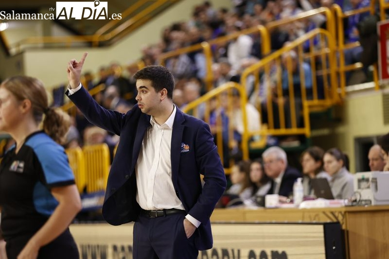 Pablo García, tras dirigir al Perfumerías Avenida: Estoy muy satisfecho y esto es un trabajo de equipo