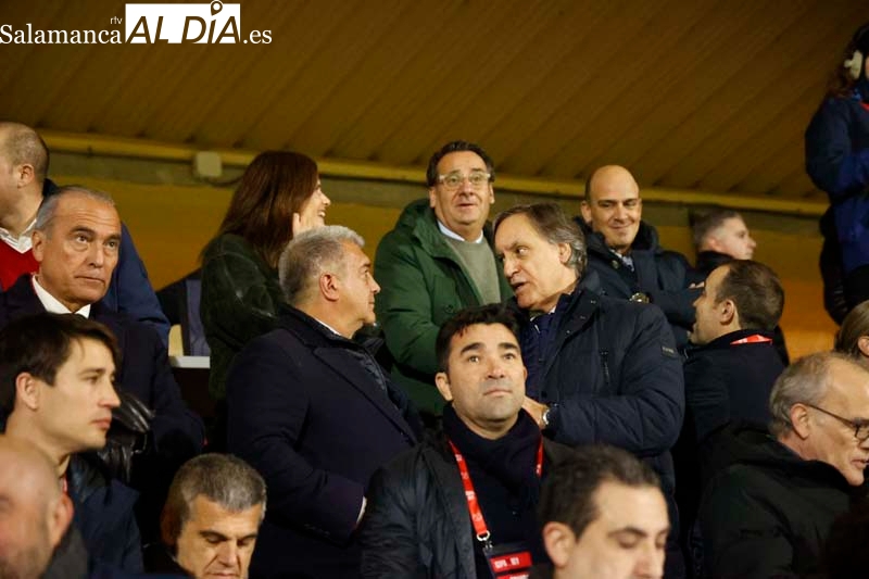 Laporta, Carbayo, Recio... el palco VIP del Reina Sofía que disfruta del Unionistas - Barcelona 