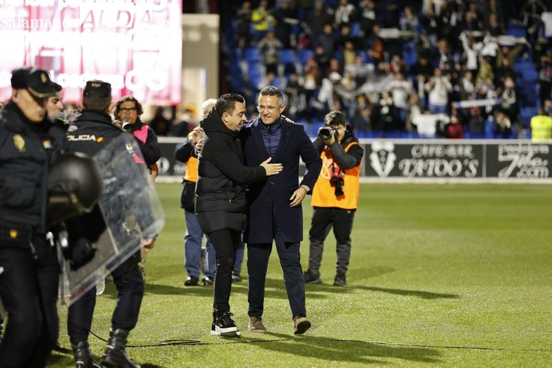 Xavi anuncia que dejará de ser el entrenador del Barcelona a final de temporada